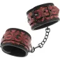 Preview: Rote Handfesseln mit schwarzem Muster und Kette, verstellbar mit Schnallen.