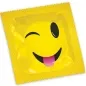 Preview: Gelbes Kondom mit zwinkerndem Smiley-Gesicht auf der Verpackung.