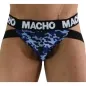 Preview: Mann trägt blaues Camouflage-Jockstrap mit schwarzem Bund, auf dem "MACHO" steht.
