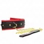 Preview: Schwarzes und rotes Halsband mit goldener Kette und Schnalle auf weißem Hintergrund.
