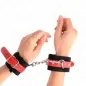 Preview: Nylon Handgelenkfesseln Schwarz Rot – Kink