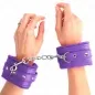 Preview: Premium Handgelenkfesseln gefüttert Lila – Kink