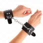 Preview: Handgelenkfesseln Schwarz Mit Rotem Futter – Kink