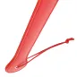 Preview: Rotes Lederpaddel mit Schlaufe, diagonale Ansicht.