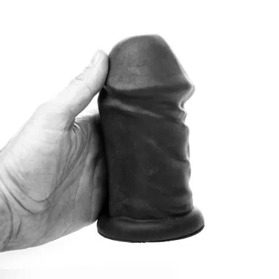Daddy Masturbator – All Black