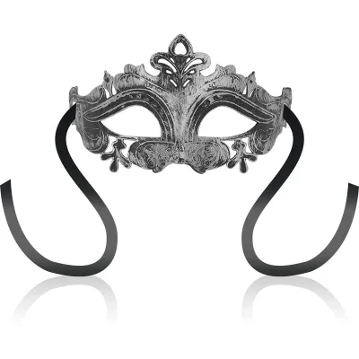 Silberne venezianische Maske mit schwarzen Bändern, verziert mit floralen Mustern und einem zentralen Ornament.