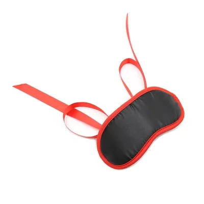 Schwarze Maske Mit Rotem Rand – Ohmama