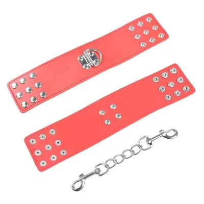 Red Handcuffs with Snap Closure – Ohmama