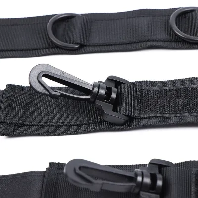 Handcuffs and Nylon Collar – Ohmama