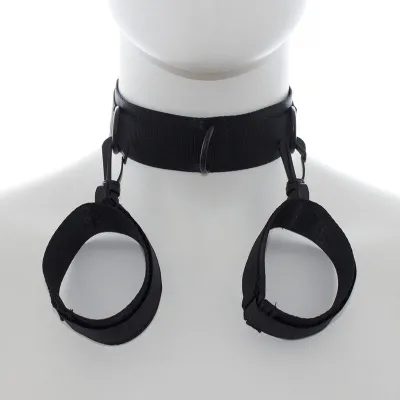 Handcuffs and Nylon Collar – Ohmama
