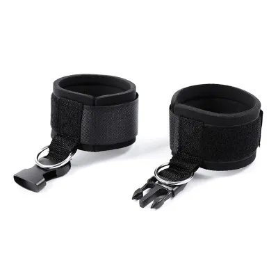 Neopren Handschellen Mit Ösen – Ohmama