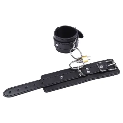 O-Ring Locked Wrist Cuffs – Ohmama
