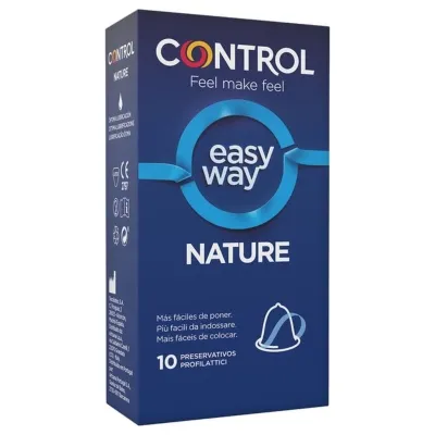 Blaue Verpackung von Control Nature Kondomen, 10 Stück, mit "easy way" und mehrsprachigem Text.