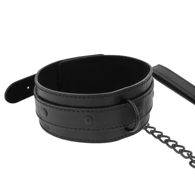 Fetish Veganes Lederhalsband – Intense
