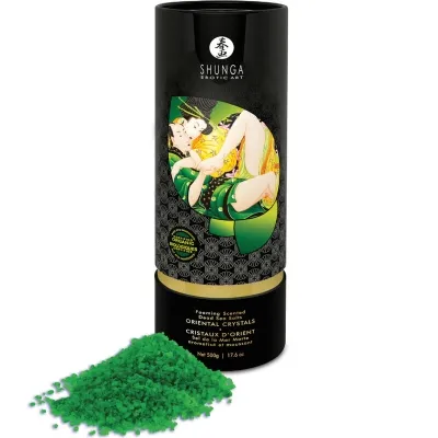 Black tin with Shunga design, contains green bath salt crystals, 500g.