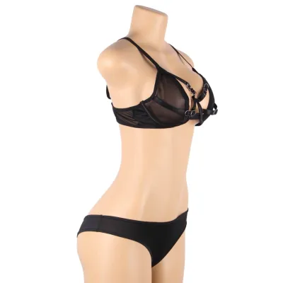 2-piece set consisting of a transparent bra and S/M shoes – Subblime