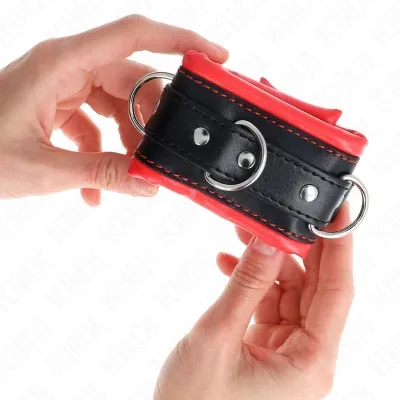 Schwere Handgelenksfesseln Mit Rotem Pelzfutter – Kink