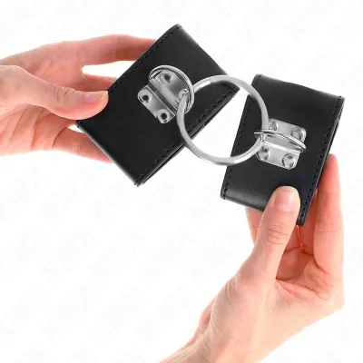 Handgelenkfesseln Mit Ring Und Schloss Schwarz – Kink
