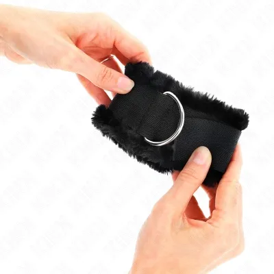 Fur-lined wrist cuffs, black – Kink