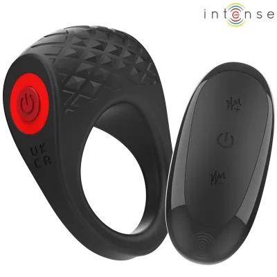 Schwarzer Vibrationsring mit rotem Knopf und Fernbedienung, Markenname "intense" oben rechts.