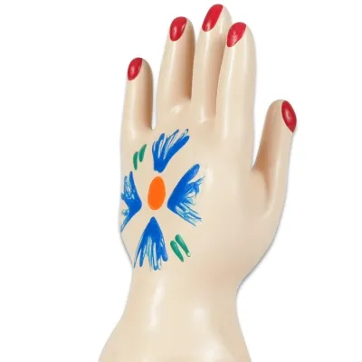 Hand model 1 condom hand painted – Condomerie
