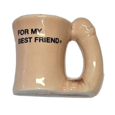Beige mug with the inscription "FOR MY BEST FRIEND", shaped like a human ear.