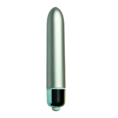 Silberner, zylindrischer Vibrator mit abgerundeter Spitze und schwarzem Ende auf weißem Hintergrund.