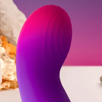 Glow Girl Vibe Discreet Purple Vibrator | Rocks Off