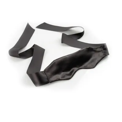 Satin Blindfold – Fetish fantasy