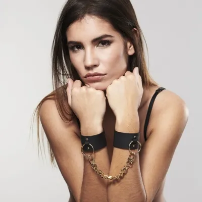 Maze Wide Cuffs Black – Jewel