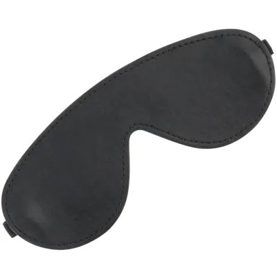 High-quality black mask – Darkness