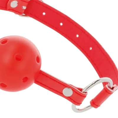 Red, breathable toggle – Darkness