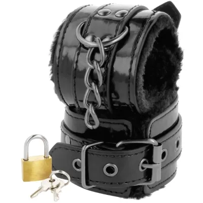 Black leather handcuffs with padlock – Darkness