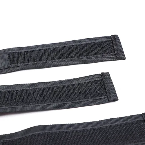 Handcuffs and Nylon Collar – Ohmama