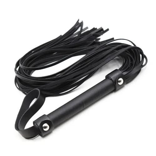 Whip with Silver Rivets – Ohmama