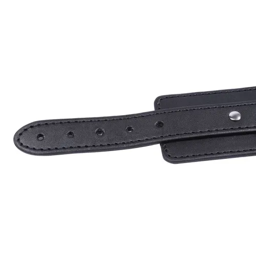 O-Ring Locked Wrist Cuffs – Ohmama