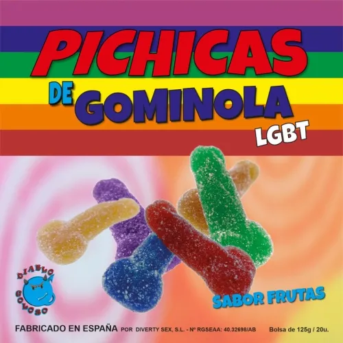 Bunte Fruchtgummis in Penisform auf Regenbogenhintergrund, Text: "Pichicas de Gominola LGBT, Sabor Frutas".