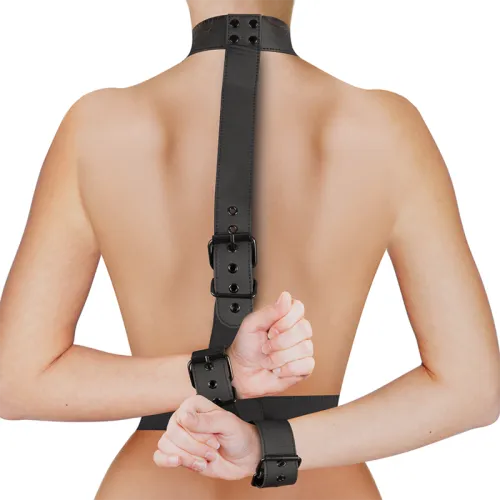 Bondage harness – Fetish submissive