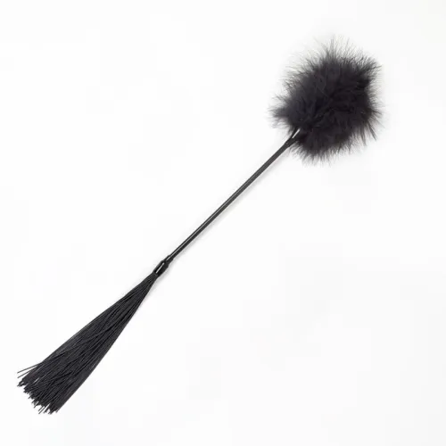 Feather tickler + Black whip – Secretplay