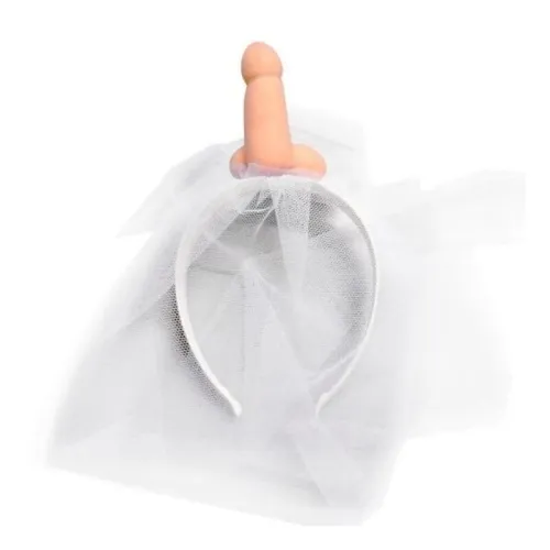 Haarreif mit Schleier und einem humorvollen, hautfarbenen Accessoire oben.