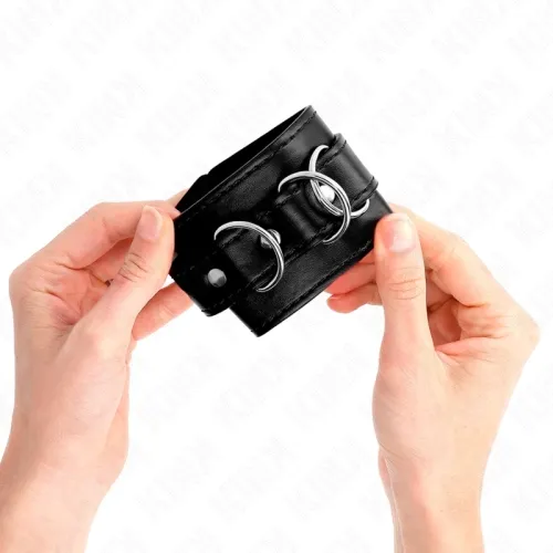 3 D-Ring Adjustable Wrist Cuffs Black – Kink