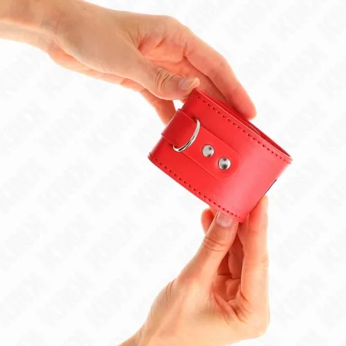 Wrist cuffs with lock closure, red – Kink