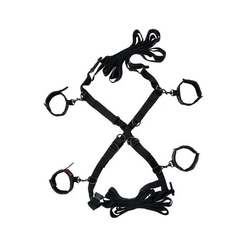 Schwarzes Bondage-Set mit vier verstellbaren Manschetten und Gurten, auf weißem Hintergrund.
