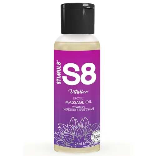 Flasche S8 Vitalize Massageöl, 125 ml, mit Omani Limette und würzigem Ingwer, lila Etikett mit Blumenmotiv.