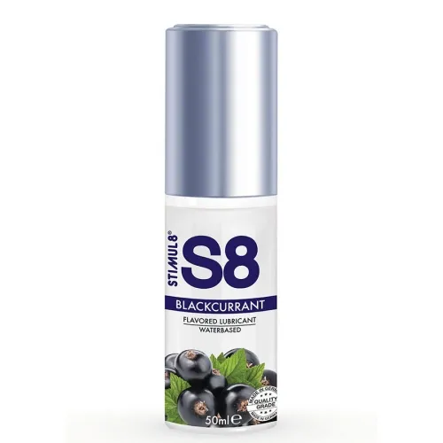 Bottle S8 blackcurrant lubricant, water-based, 50 ml, with silver cap and blackcurrant illustration.