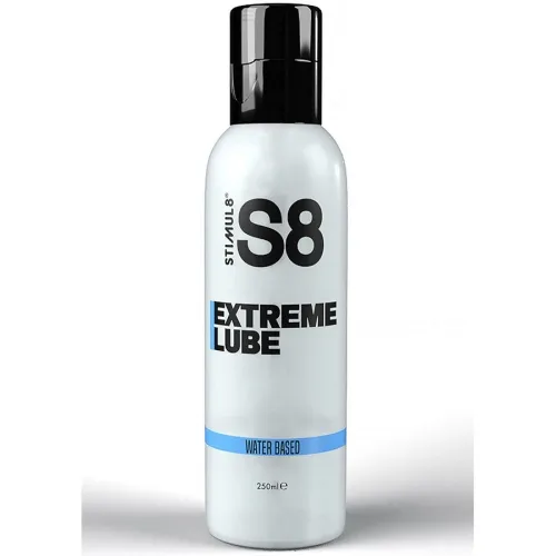 S8 Extreme Lube bottle, water-based, 250 ml, with black cap.