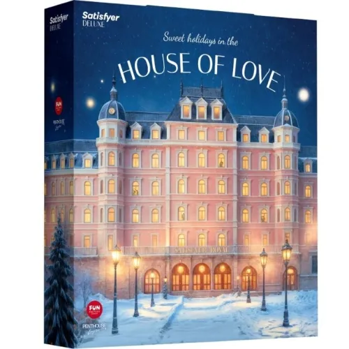 Adventskalender mit einem beleuchteten, schneebedeckten Gebäude und dem Text "Sweet holidays in the House of Love".