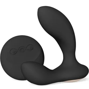 Schwarzes, ergonomisch geformtes Massagegerät mit Fernbedienung, beide aus Silikon.