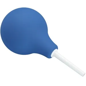 Blaue Gummiball-Spritze mit weißem Kunststoffrohr, seitlich liegend.