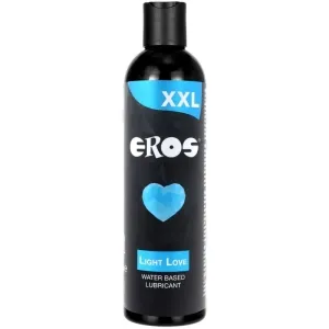 Schwarze Flasche mit blauem Herz, Aufschrift "EROS XXL Light Love", wasserbasiertes Gleitmittel.